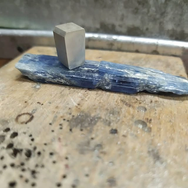 Atelier de joaillerie - Création de bijoux sur mesure Bijouterie Degeye