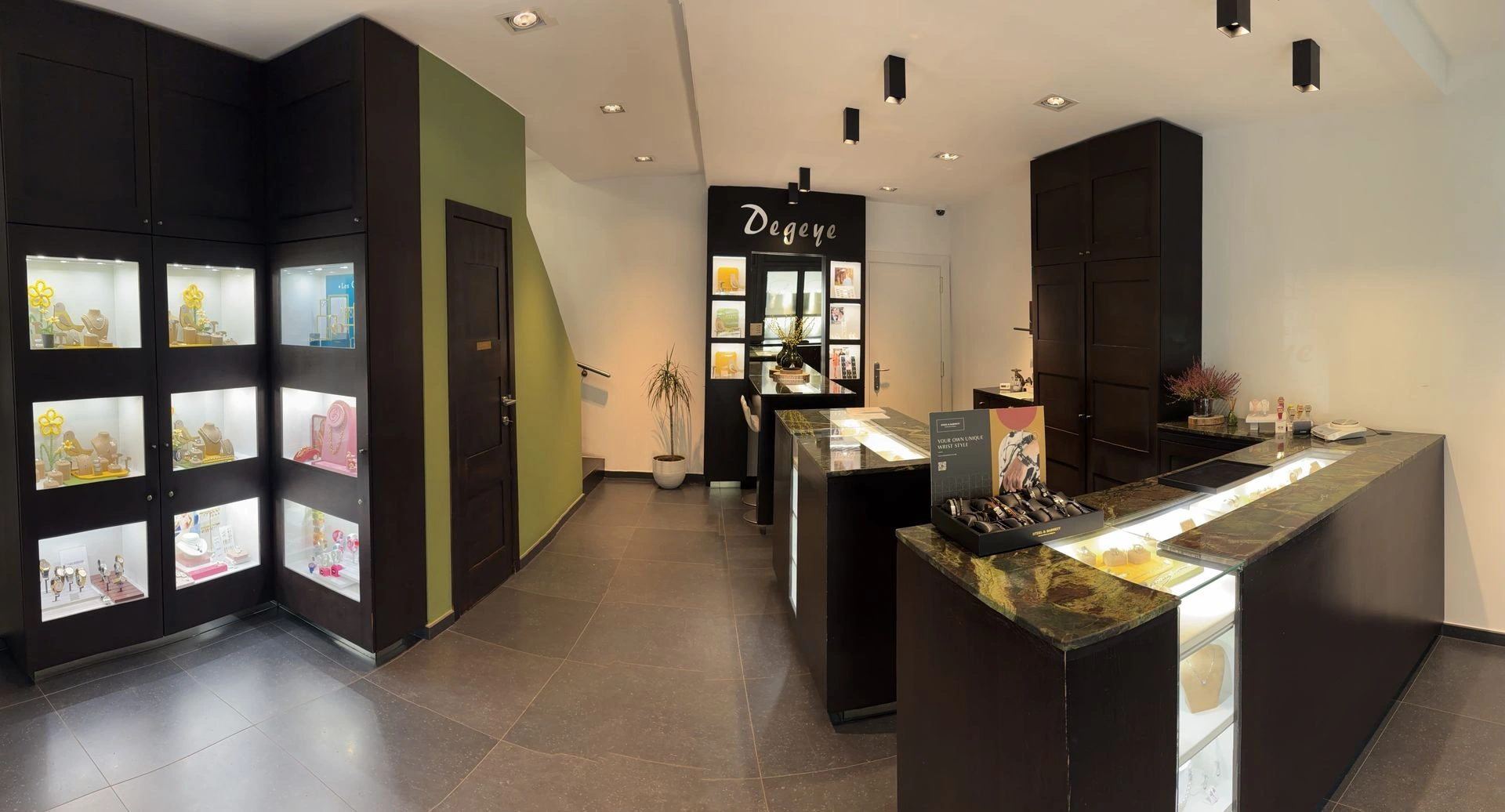 Espace de vente de la Bijouterie Degeye, joaillier de référence du Brabant wallon